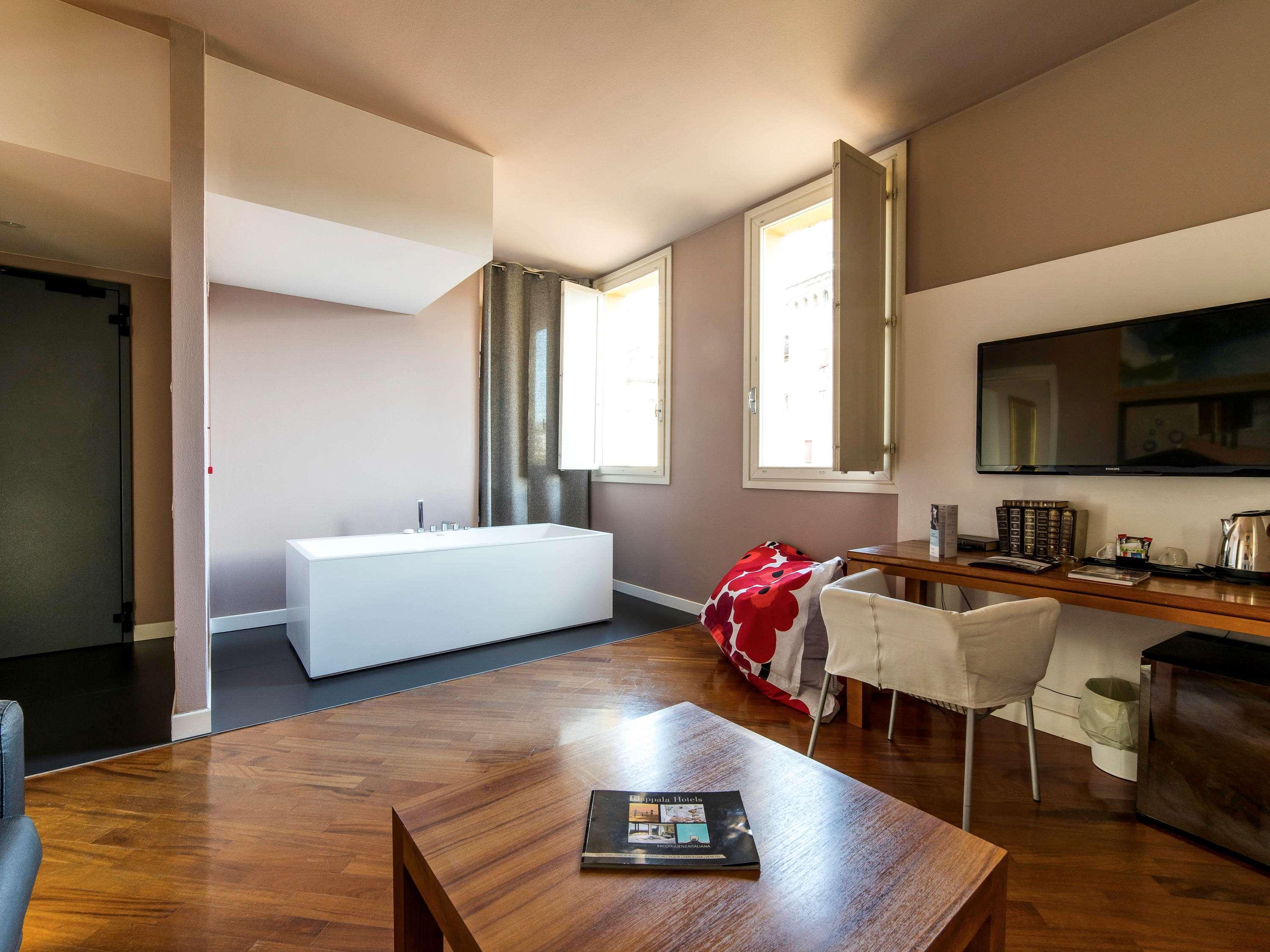 Mercure Ferrara Hotel Esterno foto