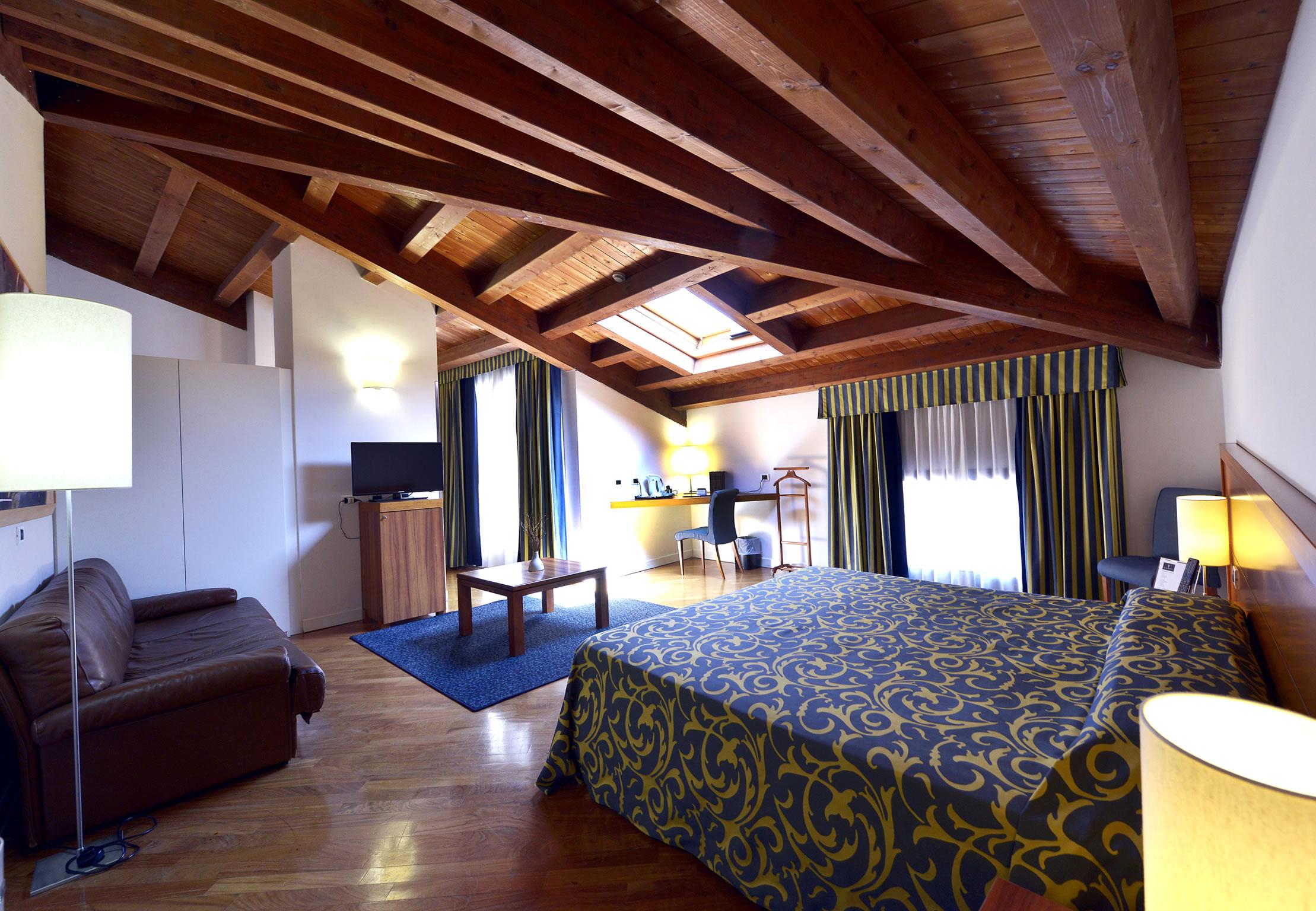 Mercure Ferrara Hotel Esterno foto